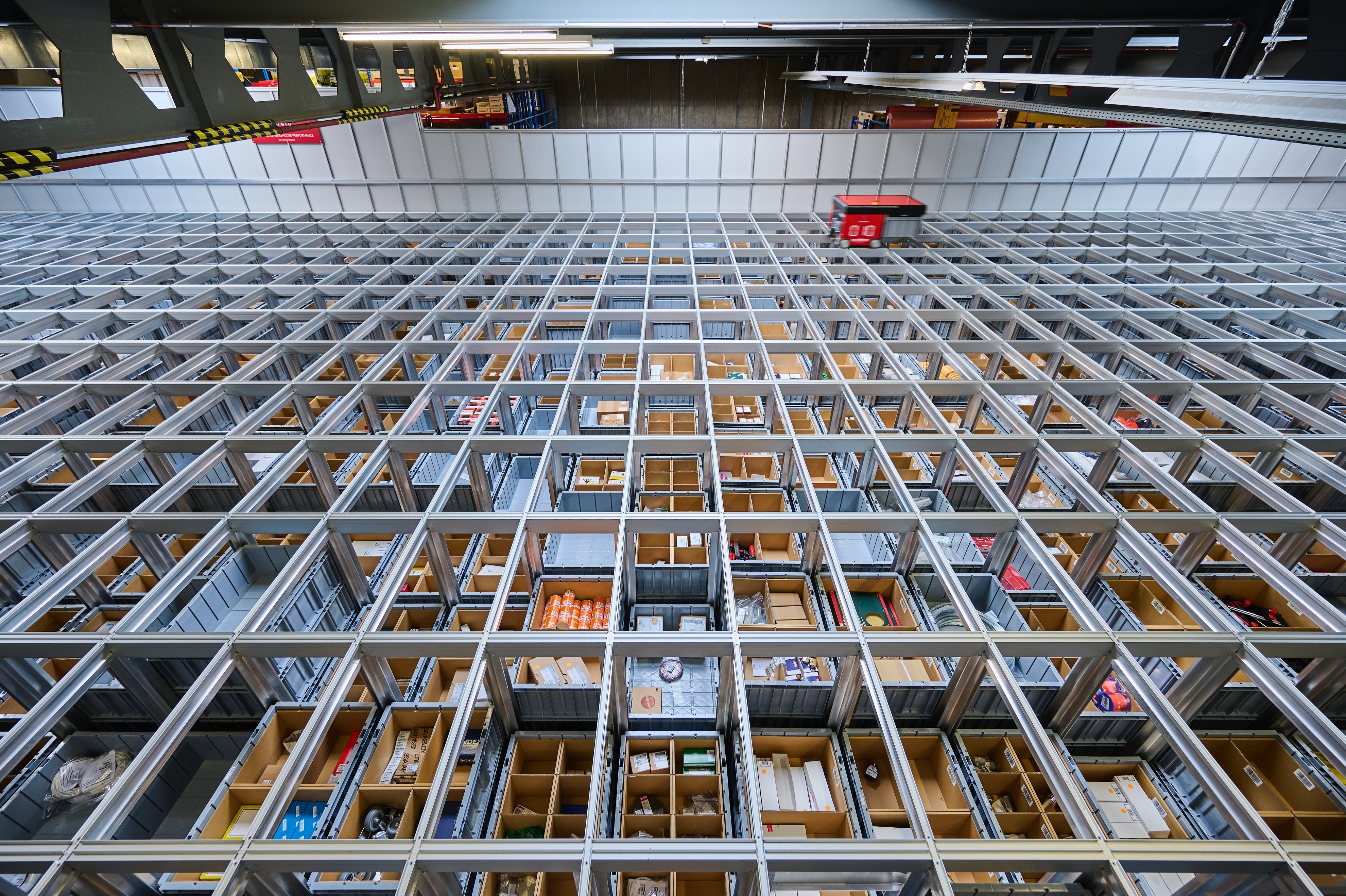 automatisches Würfellagersystem von AutoStore